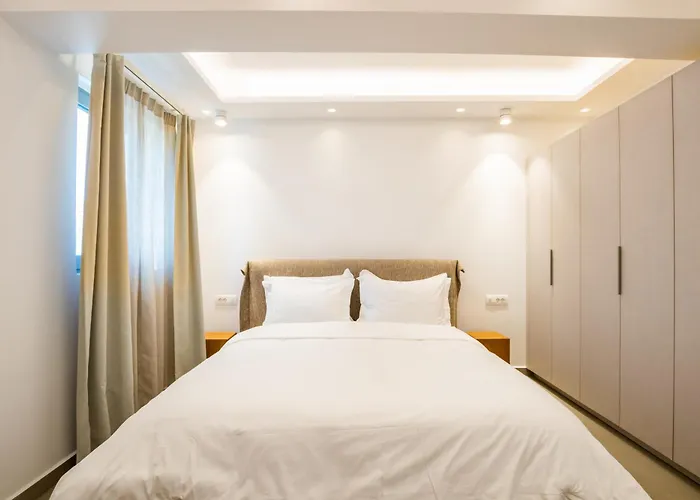 Manos فيلة كارباثوس