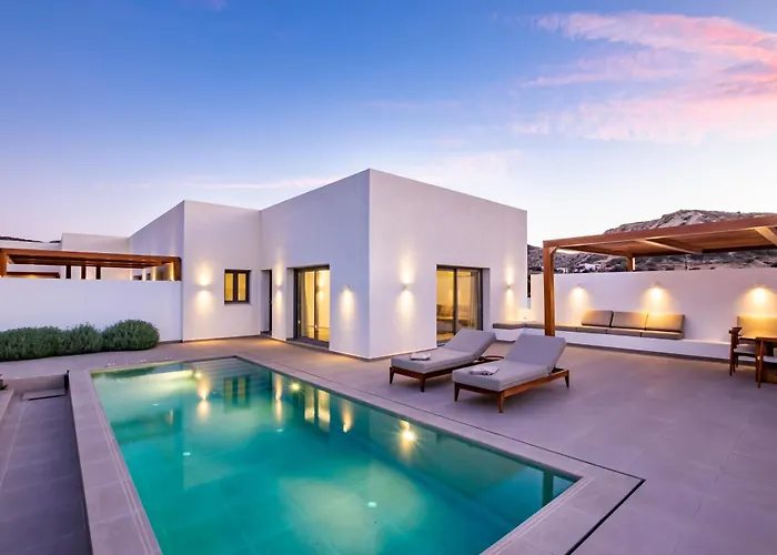 Manos Villa